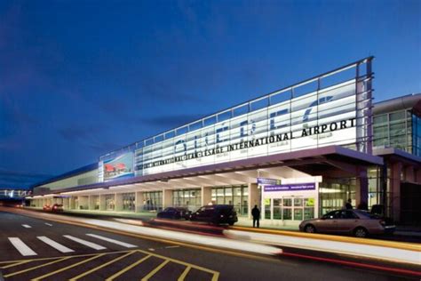 YQB • Aéroport international de Québec Jean Lesage 